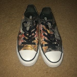 Reptile print converse